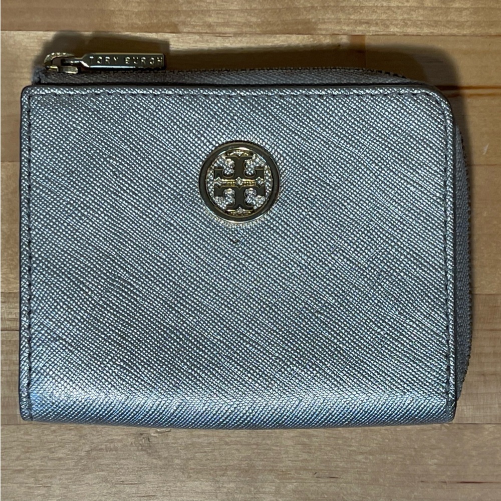 Tory Burch Silver Metallic Leather Mini Zip Pouch Key Holder Coin Purse